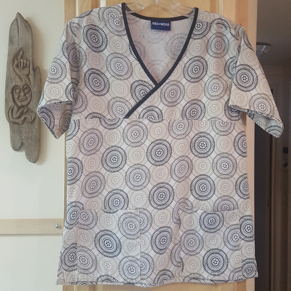 MED+WEAR Scrub Top Size Small